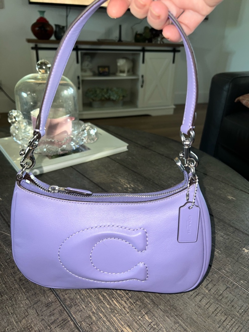 Coach Teri Shoulder Bag in light violet smooth leather, amazing condition!